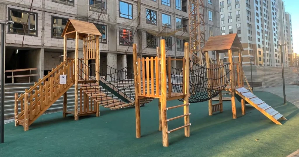 Установили новый игровой комплекс во дворе ЖК «Туран»